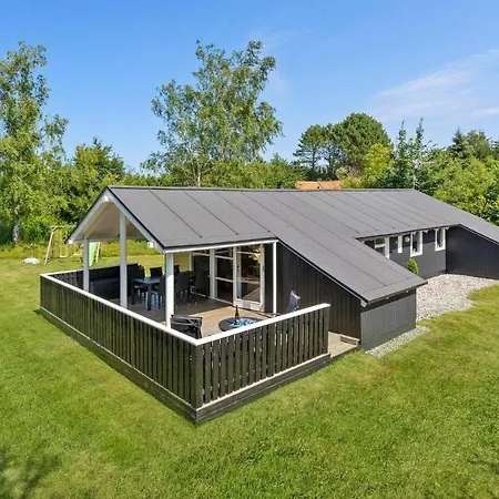 Beautiful In With Kitchen Holiday home Grenaa